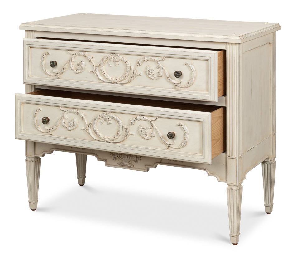 Le French Shabby Chic Chest