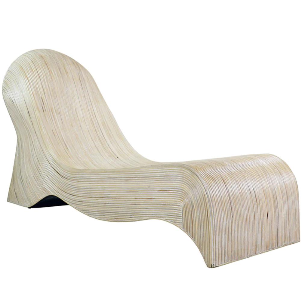 Oval-Shaped Rattan Lounger 